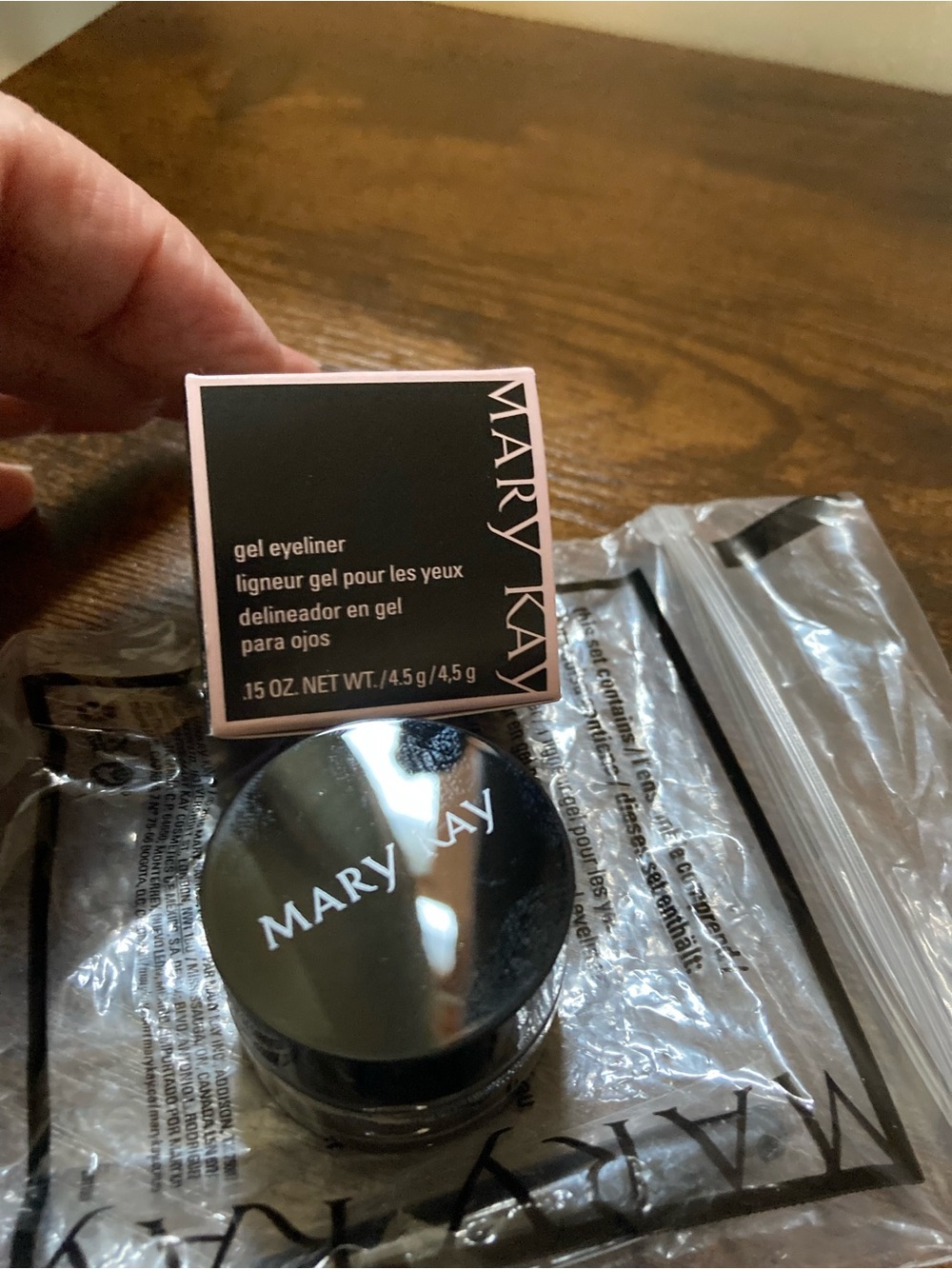 Mary Kay Gel Eyeliner Jar in Glossy Black